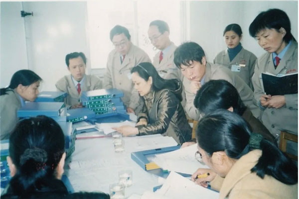 2002年不朽情缘人孜孜不倦搞认证 2002年不朽情缘人孜孜不倦搞认证
