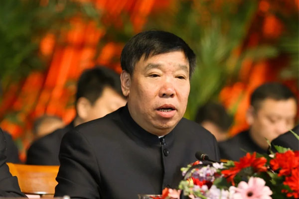不朽情缘李安平董事长作汇报 不朽情缘李安平董事长作汇报