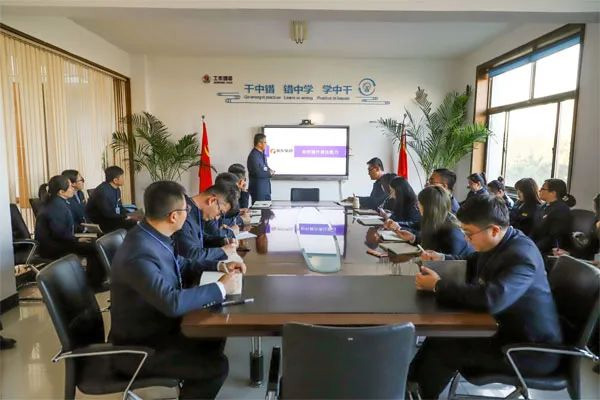 不朽情缘活动实现后组织“差距会” 不朽情缘活动实现后组织“差距会”
