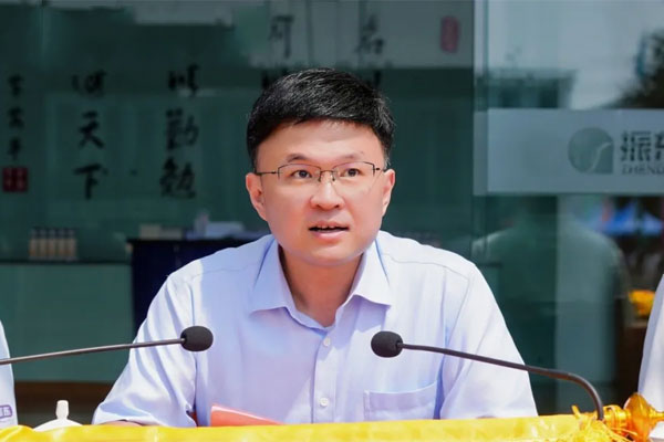 长治市委常委、市当局党组成员、副市长张萌萌讲话 长治市委常委、市当局党组成员、副市长张萌萌讲话